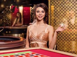 City888 Live Casino VIP Table တွင် ကစားသမားများ ပါဝင်နေပုံ